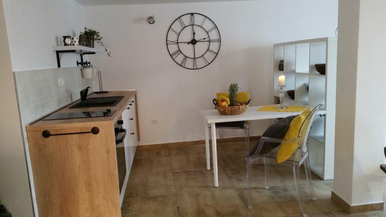 Studio Apartman Providence Шибеник Экстерьер фото
